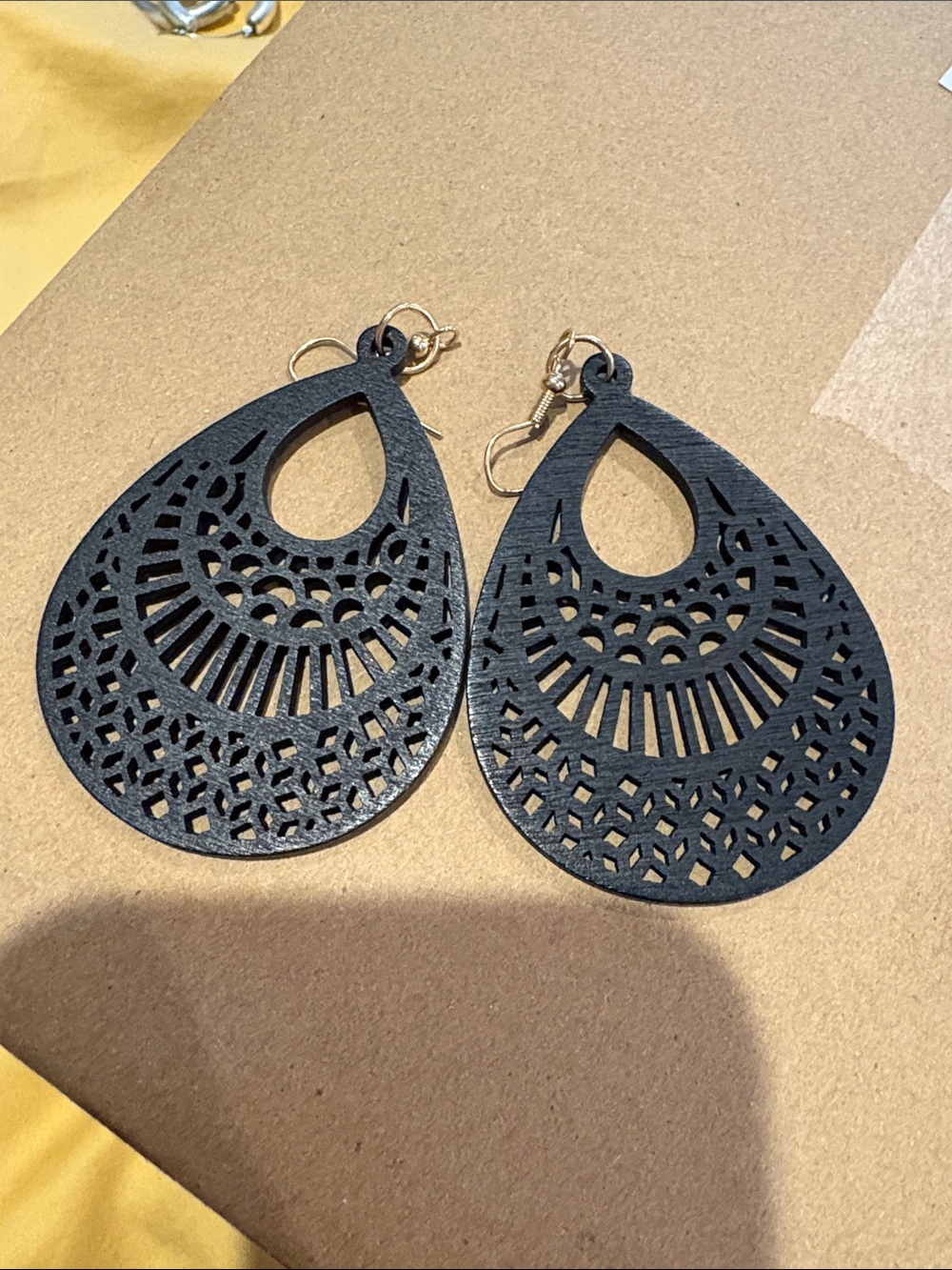 Elegant Black Teardrop Laser-Cut Earrings for Women